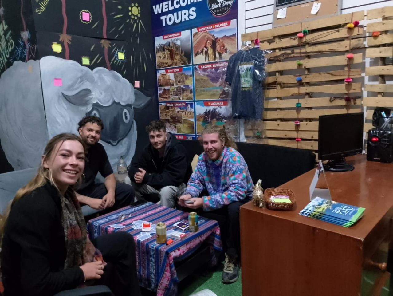 Black Sheep Hostel Cuzco Buitenkant foto